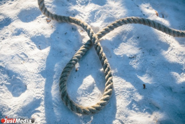 В одном из общежитий Екатеринбурга нашли мертвую студентку