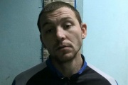 В Екатеринбурге наркоман, угрожая ножом, грабил в подъездах женщин 