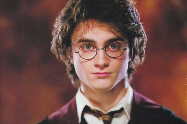 Новая часть «поттерианы» стала самой продаваемой книгой года в России - Фото 1