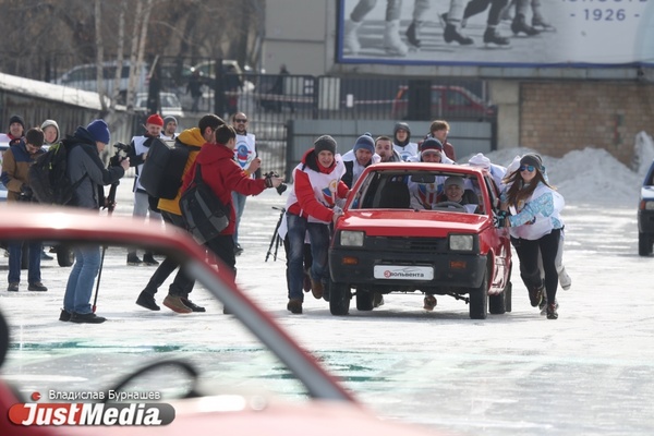 В Екатеринбурге определили первого в истории чемпиона по автокерлингу - Фото 1