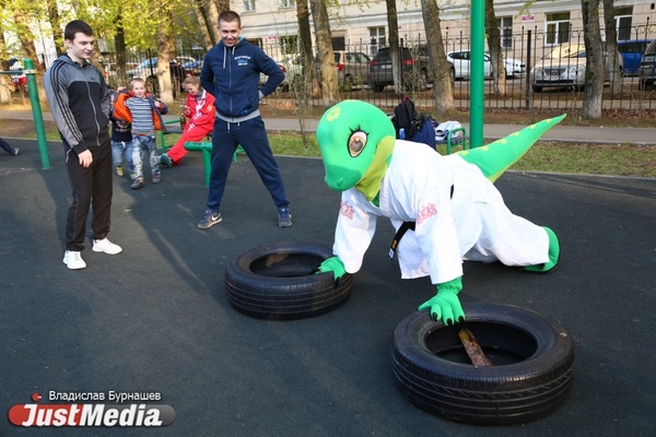 Сильнейшие воркаутеры Екатеринбурга провели тренировку для Дзюдана. ФОТО