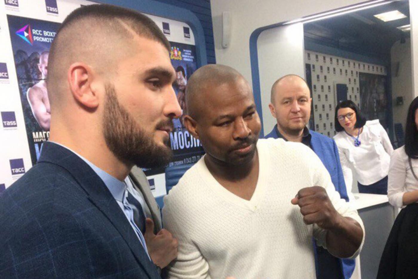 Легендарный Шейн Мосли окончательно отказался от боя с уральским боксером Курбановым - Фото 1