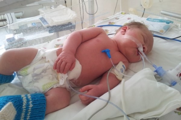 «Врач сказала, что роды - это лотерея». Екатеринбурженка судится с 20-м роддомом из-за смерти сына