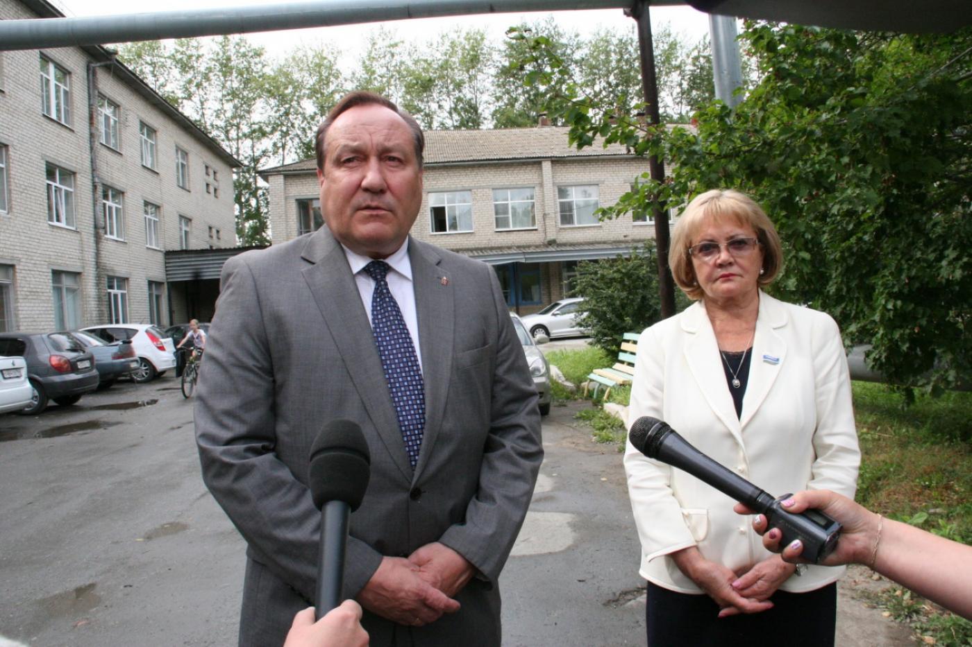 Областные власти раскритиковали работу больницы в Богдановиче и взялись за масштабную «перезагрузку» - Фото 1