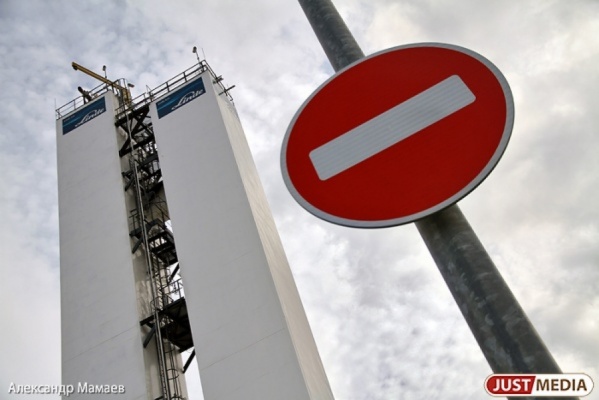 В Екатеринбурге запретили левый поворот с Татищева на Токарей