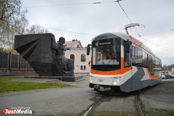 Прямые скоростные трамваи в Верхнюю Пышму будут ходить с кольца на улице Фрезеровщиков - Фото 1
