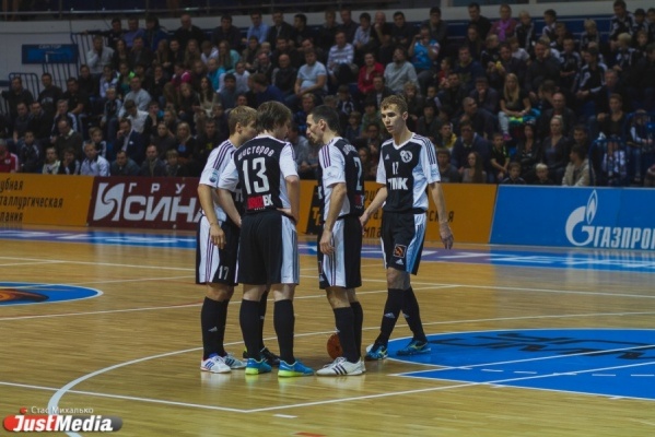 «Синара» обыграла «Автодор» и вышла в полуфинал кубка России