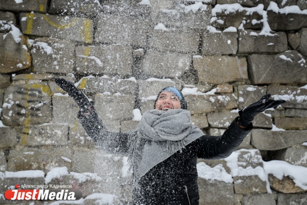 Наталья Коршун, Европа Плюс: «Ну и что, что снег идет. Мы, уральцы, народ ко всему привычный и готовый. В Екатеринбурге -7 и метель