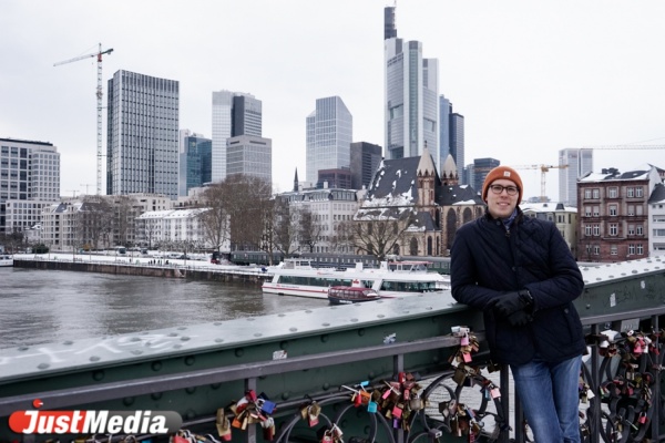 Инженер-конструктор Максим Булатов: «Привет из Франкфурта-на-Майне. Держитесь, скоро будет весна». В Екатеринбурге +2, но сильный ветер. ФОТО, ВИДЕО