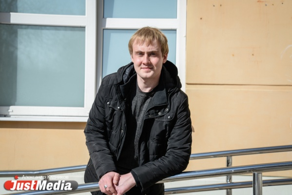 Фельдшер ЦГБ №3 Евгений Малахатка: «Весна – это время перемен к лучшему». В Екатеринбурге +5 и холодный ветер. ФОТО, ВИДЕО