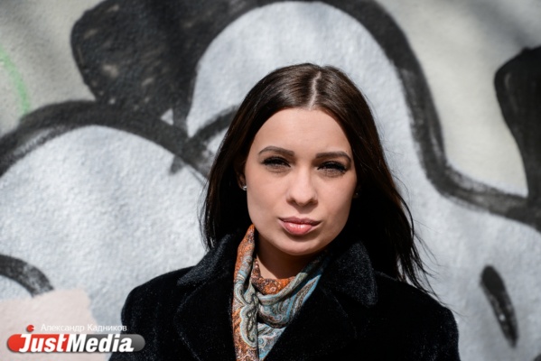 Регистратор ЦГБ №3 Лина Кадилова: «Весна — время отличного настроения и пора любви». В Екатеринбурге +8 градусов и мокрый снег. ФОТО, ВИДЕО