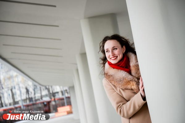  Елена Бочарникова, советник ректора УГМУ: «Я люблю зиму. В это время года идет снег, который закрывает всю серость и черноту нашей жизни». В Екатеринбурге +15. ФОТО, ВИДЕО