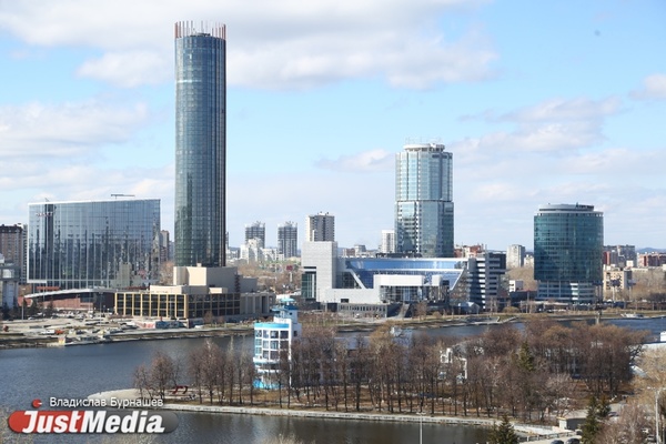 В Екатеринбурге к 2030 году благоустроят 66 микрорайонов - Фото 1