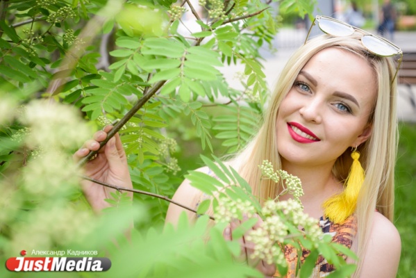 Менеджер NL Татьяна Барбакова: «Люблю лето за возможность не кутаться в теплую одежду» В Екатеринбурге +21 и гроза. ФОТО, ВИДЕО