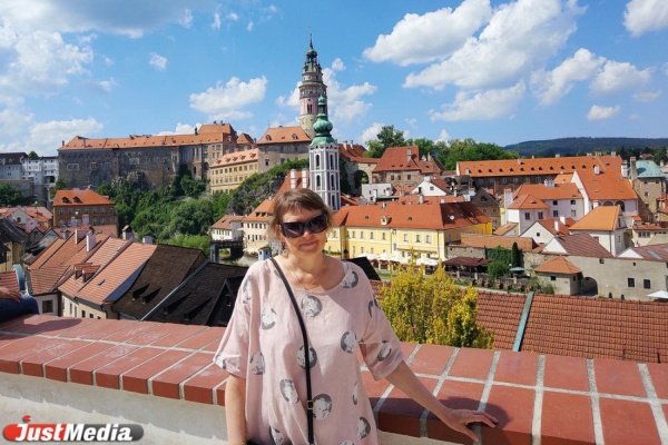 Домохозяйка Татьяна Турдакина: «Привет из жаркой Чехии. Отправляю вам немного солнца». В понедельник в Екатеринбурге +20. ФОТО