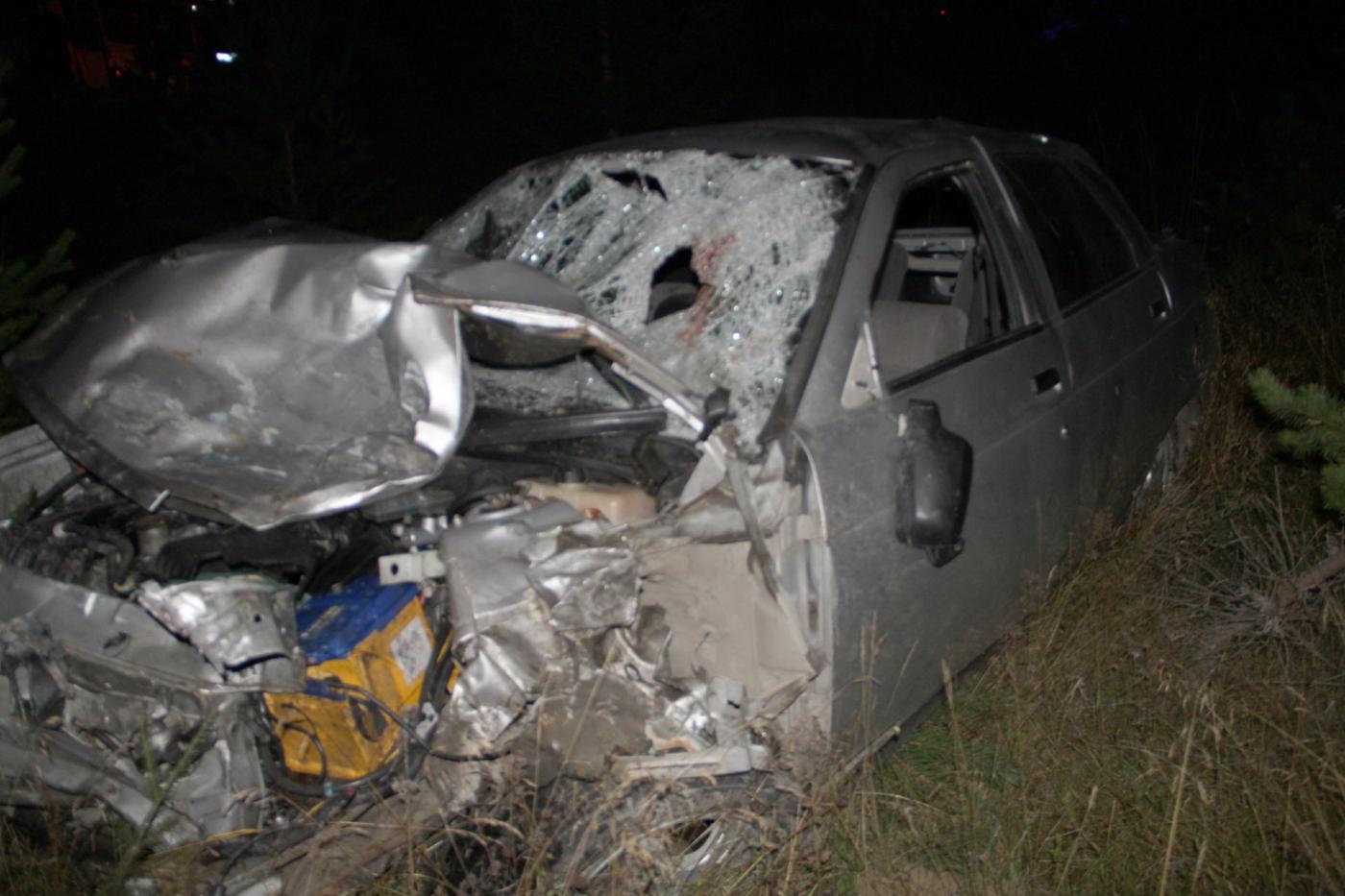 Под Качканаром Lada Priora сбила пешехода на встречной обочине и протаранила автобус - Фото 1