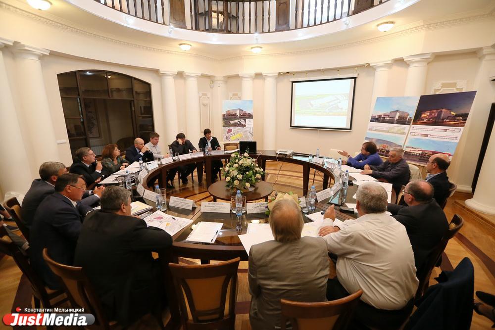 Перед выходом на пенсию Якоб распустил городской градсовет - Фото 1