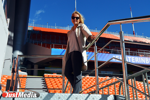 Специалист по работе со СМИ Марина Приймак: «Очень радует, когда на Урале наступает настоящее бабье лето». В Екатеринбурге +15