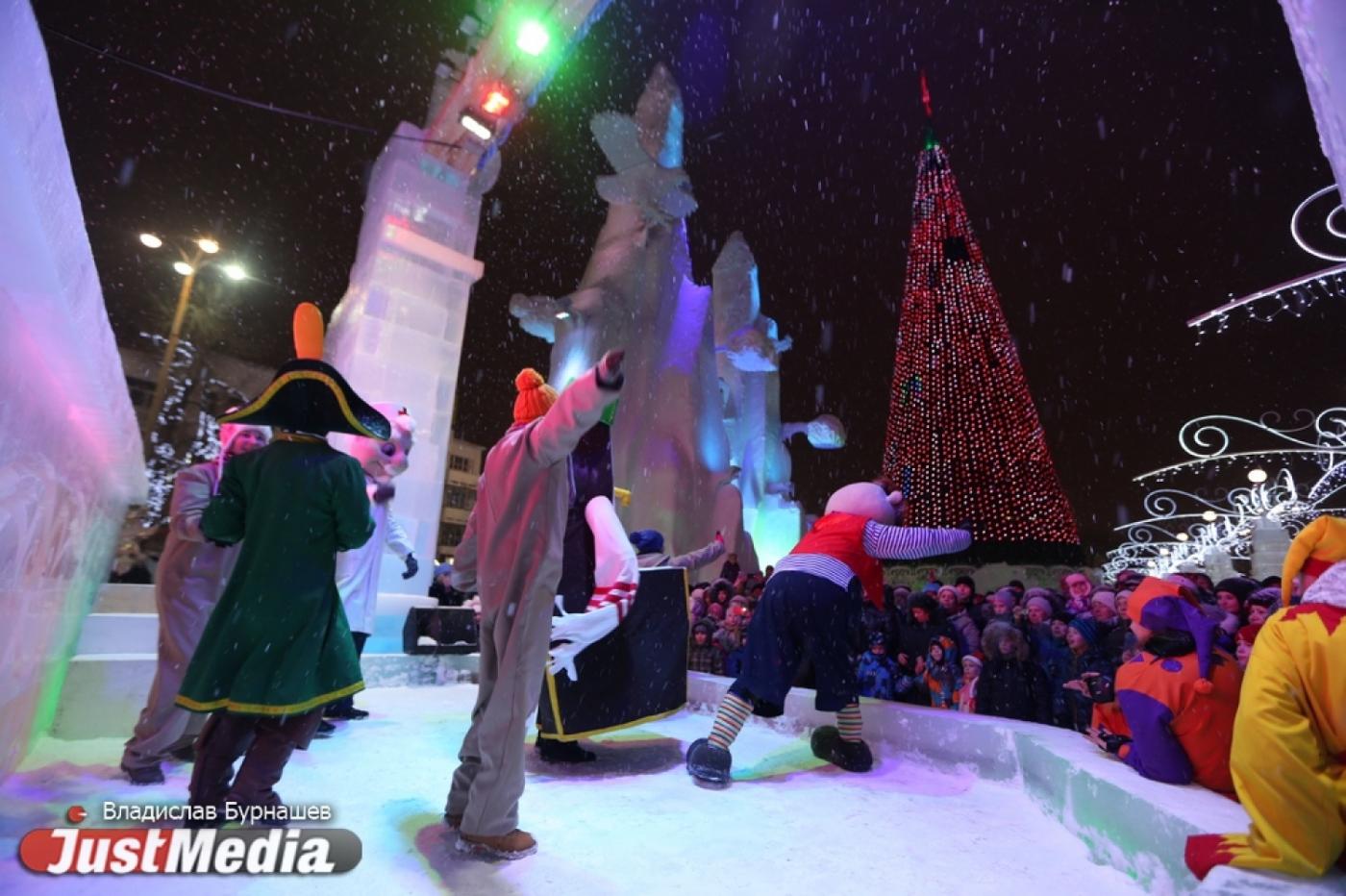 Ледовый городок может простоять до марта - Фото 1