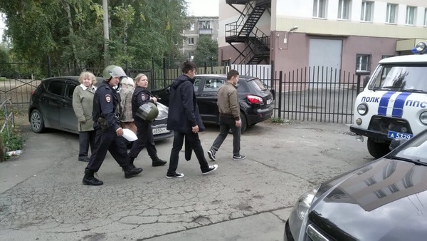 За подкуп избирателей полицейские задержали несколько человек - Фото 1