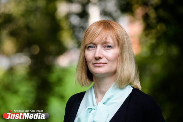 Юрист Наталья Попова: «Осень - лучшее время года. Особенно период, когда идут дожди». В Екатеринбурге +12 - Фото 1