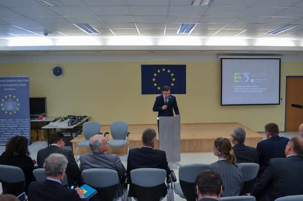 Куйвашев и заявочный комитет ЭКСПО-2025 рассказали представителям ЕС о главных преимуществах заявки Екатеринбурга - Фото 1