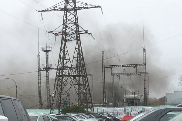 На Керамике загорелась подстанция - Фото 1