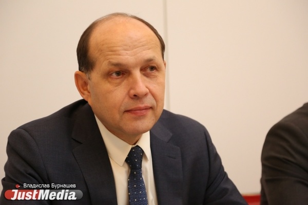 Свердловские депутаты отправили законопроект о строительстве вышек связи во дворах домов обратно в правительство - Фото 1