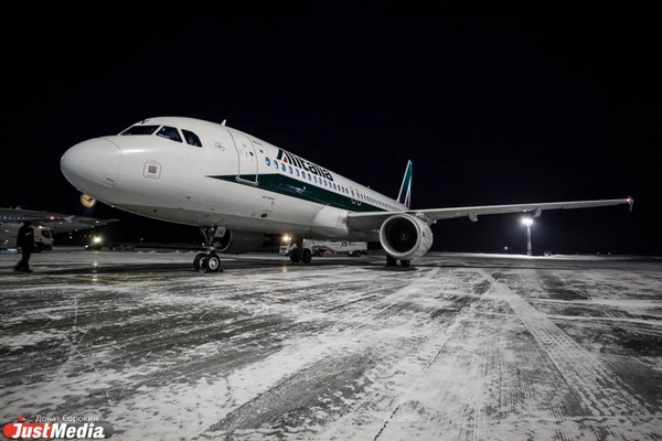 Три самолета, летевшие в Екатеринбург, не смогли приземлиться в Кольцово - Фото 1
