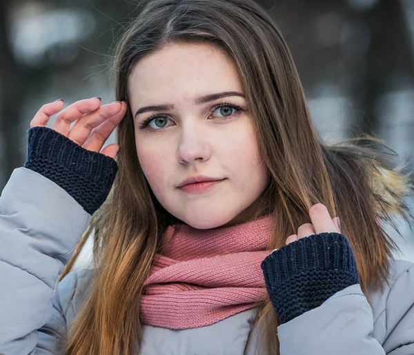 Ксения Холодова, студентка УГМУ: «Обожаю дневные зимние прогулки». В Екатеринбурге -16. ФОТО, ВИДЕО - Фото 1