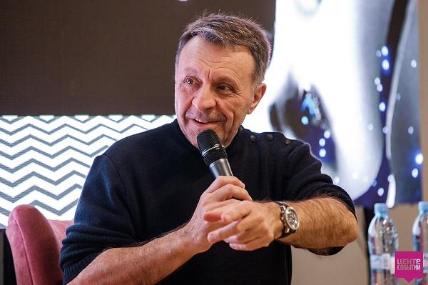 Жан Мари Бурсико уже в Екатеринбурге  - Фото 1