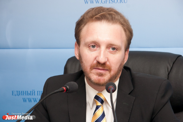 «Будем действовать экспромтом». Самые важные участники совещания по патриотизму застряли в Перми - Фото 1