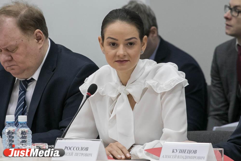 Ольга «государство вам ничего не должно» Глацких будет работать в свердловском правительстве еще два месяца - Фото 1