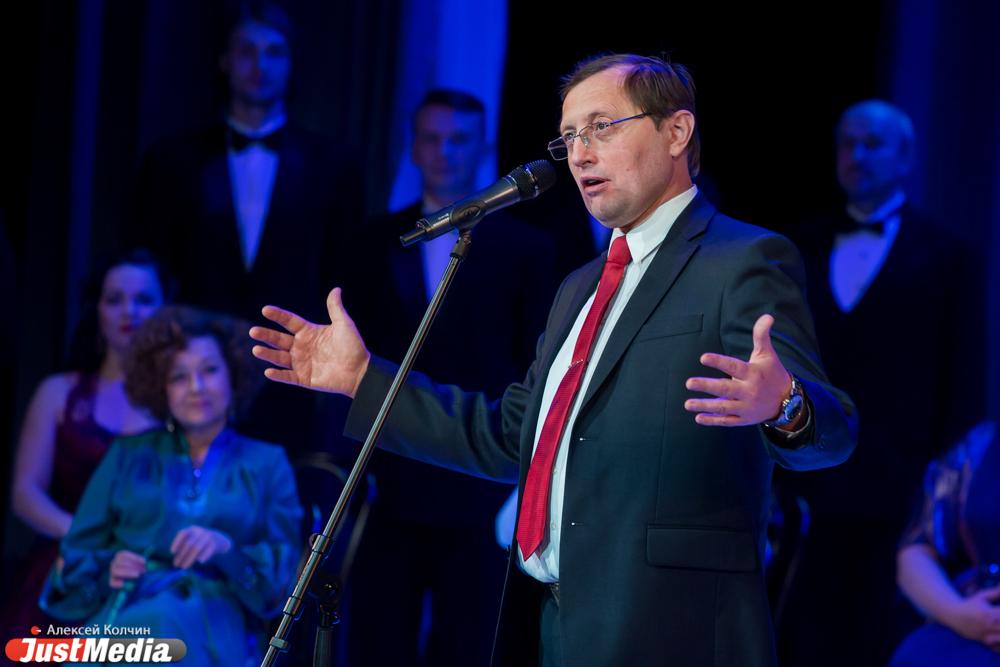 Главой проектного офиса, который займется благоустройством Октябрьской площади, назначен вице-губернатора Павла Крекова - Фото 1