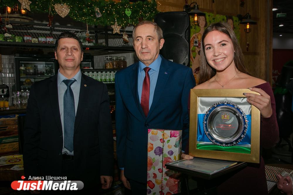 В Екатеринбурге наградили лучших спортивных журналистов Свердловской области - Фото 1