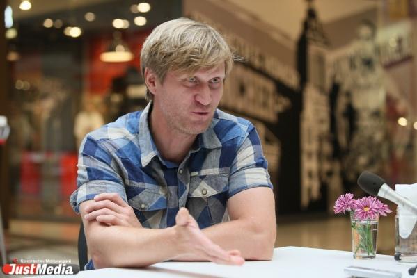 «Уральский пельмень» Рожков обрушил шквал критики на аэропорт Кольцово из-за возросшей стоимости парковки - Фото 1