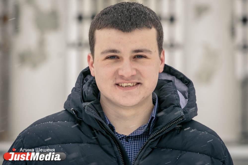 Виталий Мягкий, журналист: «Всегда носите шапки и ни в коем случае не болейте». В Екатеринбурге -5 - Фото 1