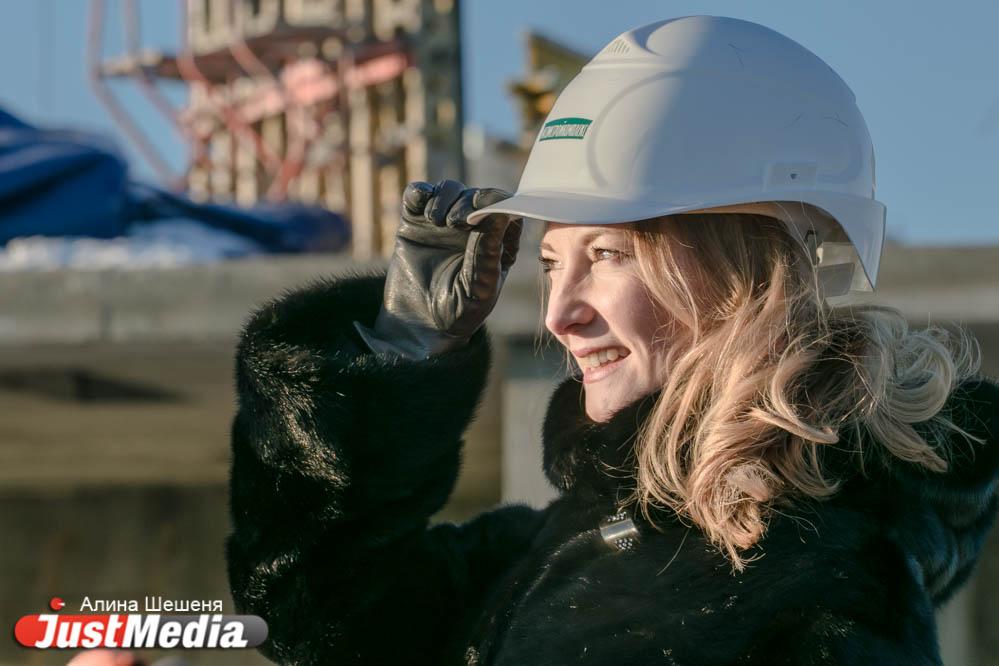 Алиса Жукова, маркетолог: «Уральская погода очень изменчива, как рынок недвижимости». В Екатеринбурге -13 - Фото 1