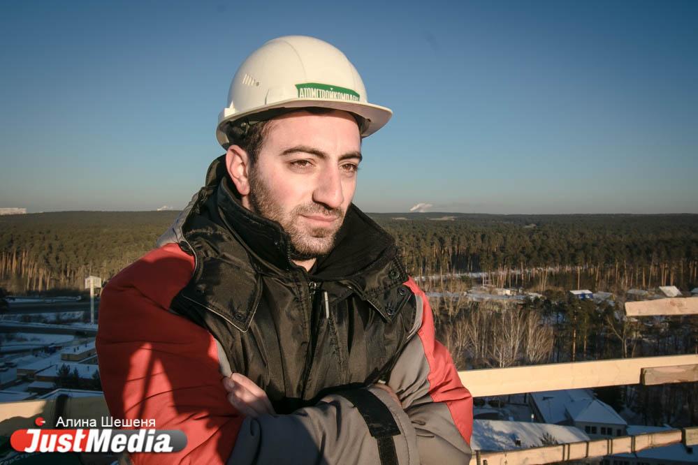 Мгер Агаджанян, прораб: «Мы строим для жителей города в любую погоду». В Екатеринбурге -7 - Фото 1