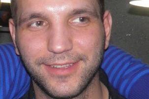 Полиция Екатеринбурга разыскивает смазливого угонщика дорогих тачек - Фото 1