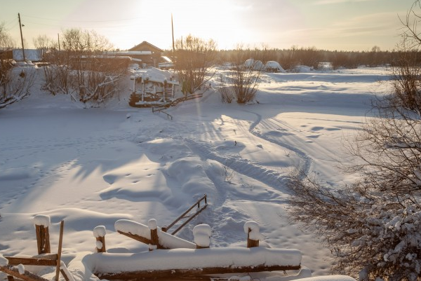 Прокуратура обязала администрацию Серова разобраться в ситуации с рухнувшим мостом в селе Филькино - Фото 1