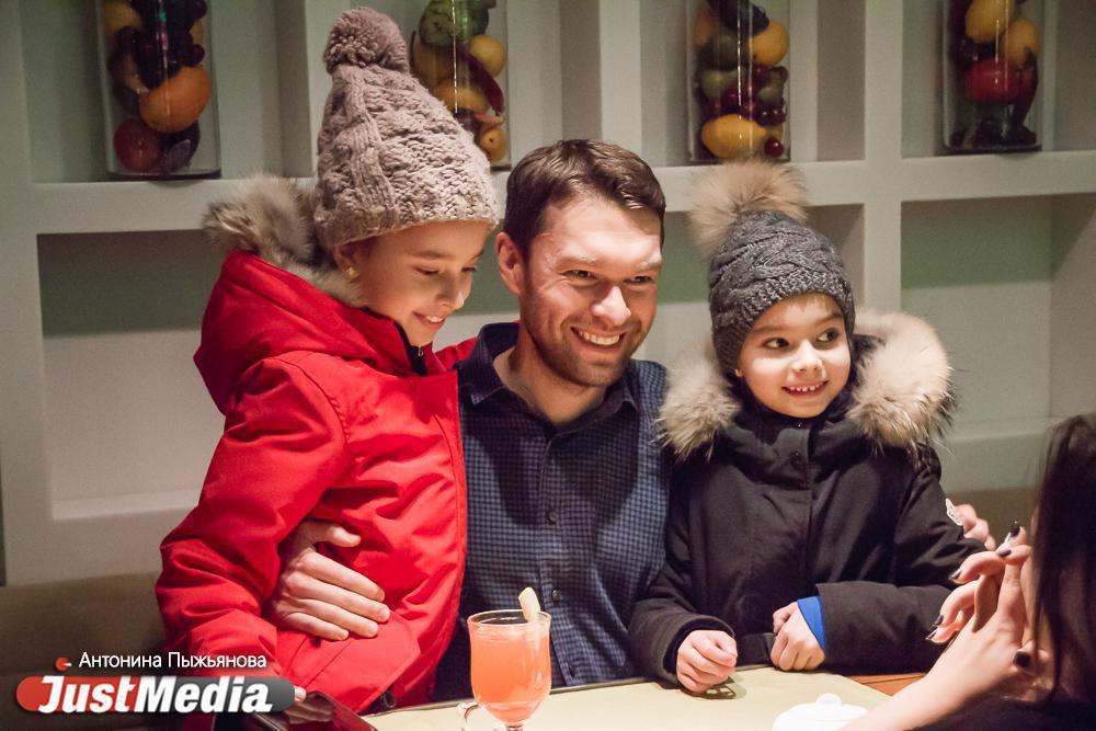 Дочки депутата гордумы снимутся в фильме дочки депутата заксо - Фото 1