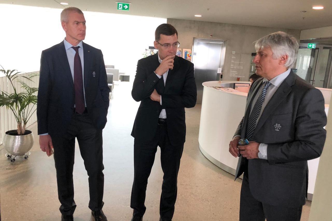 Куйвашев пообещал руководству FISU, что проведение Универсиады в Екатеринбурге будет иметь длительный социальный эффект - Фото 1