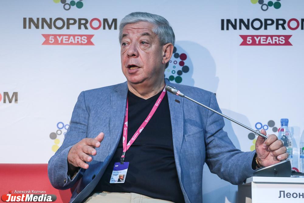 «Уверен, люди могут друг друга услышать». Александр Левин прокомментировал конфликт вокруг строительства храма святой Екатерины - Фото 1