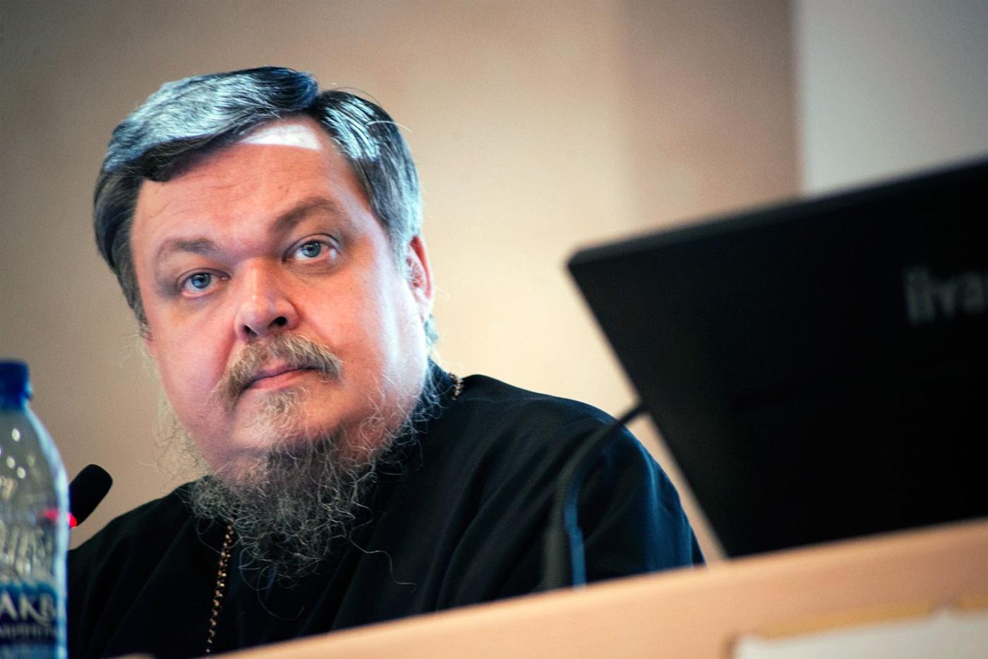 Протоиерей Чаплин — о ситуации в сквере: «С провокаторами нужно было действовать жестко, чтобы даже ото сна про нарушение закона прошибал холодный пот!» - Фото 1