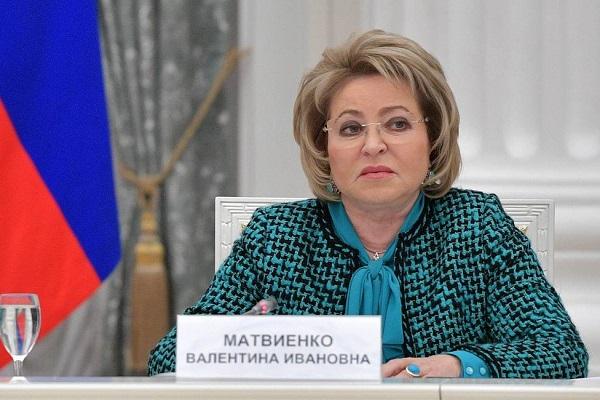 Валентина Матвиенко - о конфликте в Екатеринбурге: «Если бы с самого начала был диалог с людьми, обострения ситуации удалось бы избежать» - Фото 1