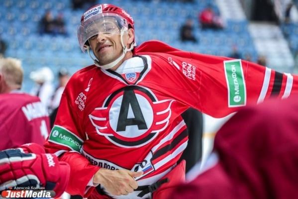 «Автомобилист» объявил о подписании контракта с Павлом Дацюком - Фото 1