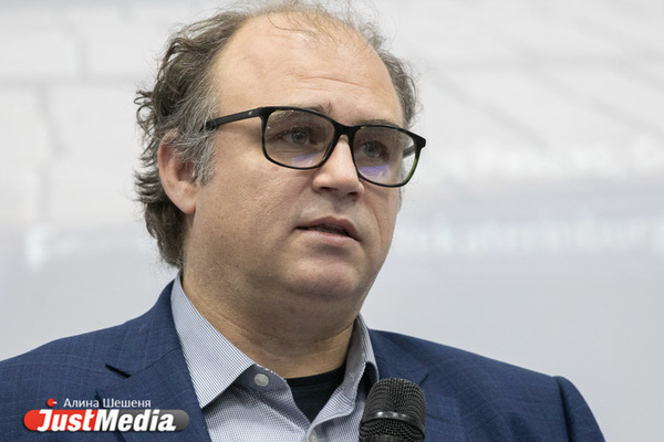 Директор бюро Zaha Hadid Кристос Пассас не стал комментировать судьбу дома на Карла Либкнехта, 40 - Фото 1