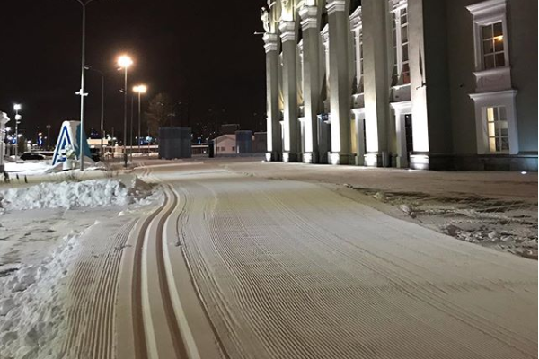 Лыжная трасса вокруг «Екатеринбург Арены» появилась ради корпоратива - Фото 1