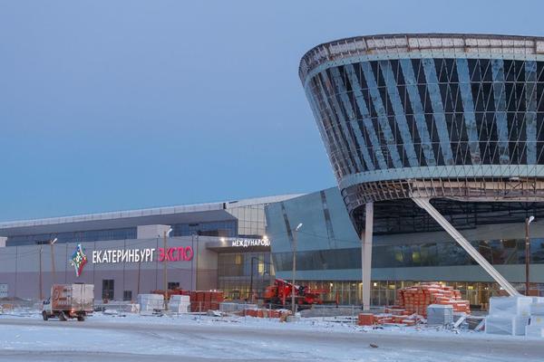  Алексей Орлов проинспектировал ход строительства конгресс-центра в Екатеринбурге, где летом пройдет GMIS-2019  - Фото 1
